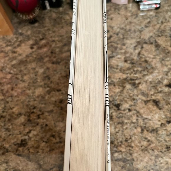 One Fifth Avenue Book by Candace Bushnell - Picture 5 of 5